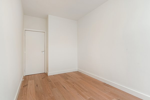 Medium property photo - Drebbelstraat 247, 2522 DB Den Haag